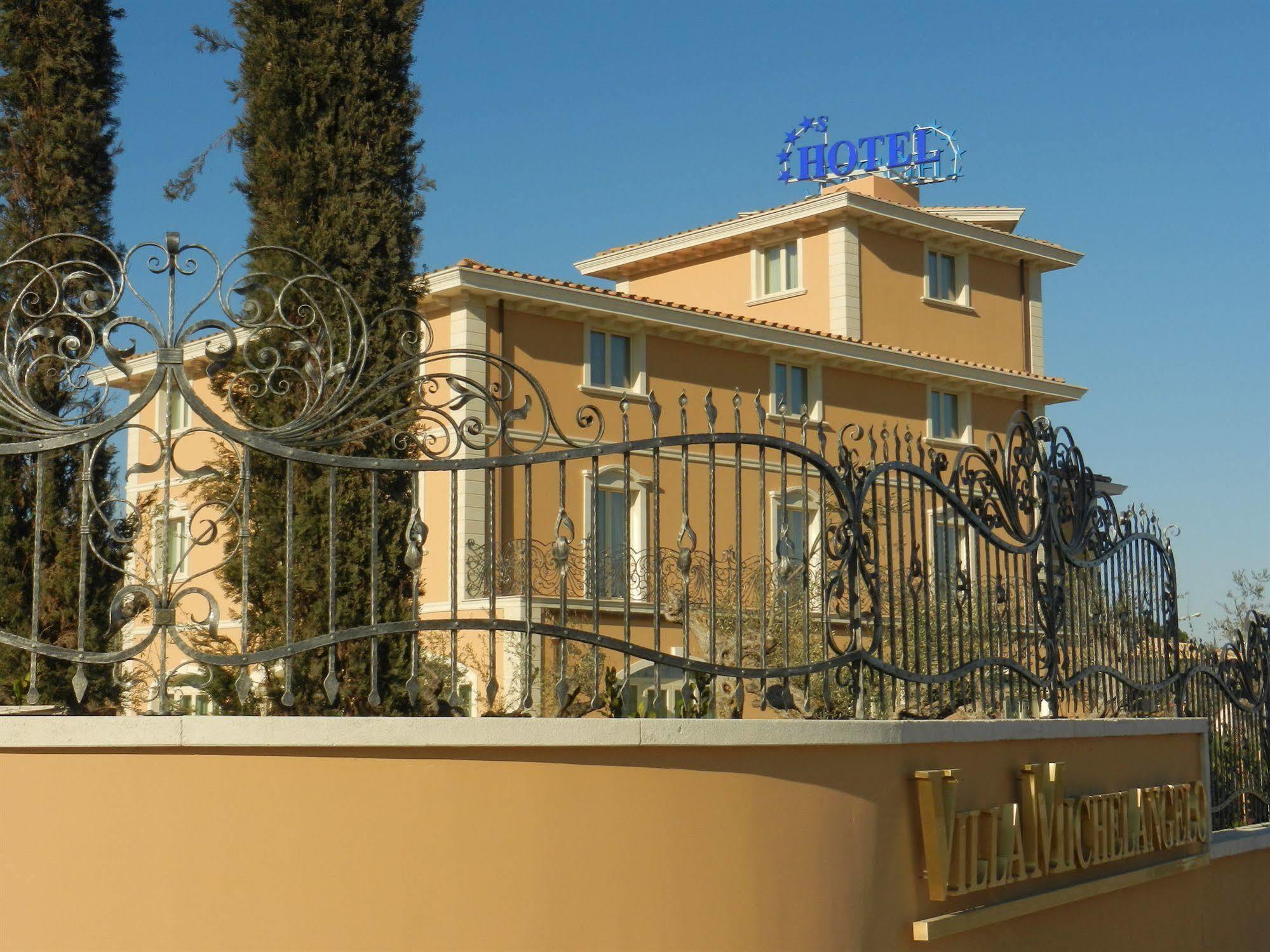 Hotel Villa Michelangelo Citta Sant'Angelo Ngoại thất bức ảnh